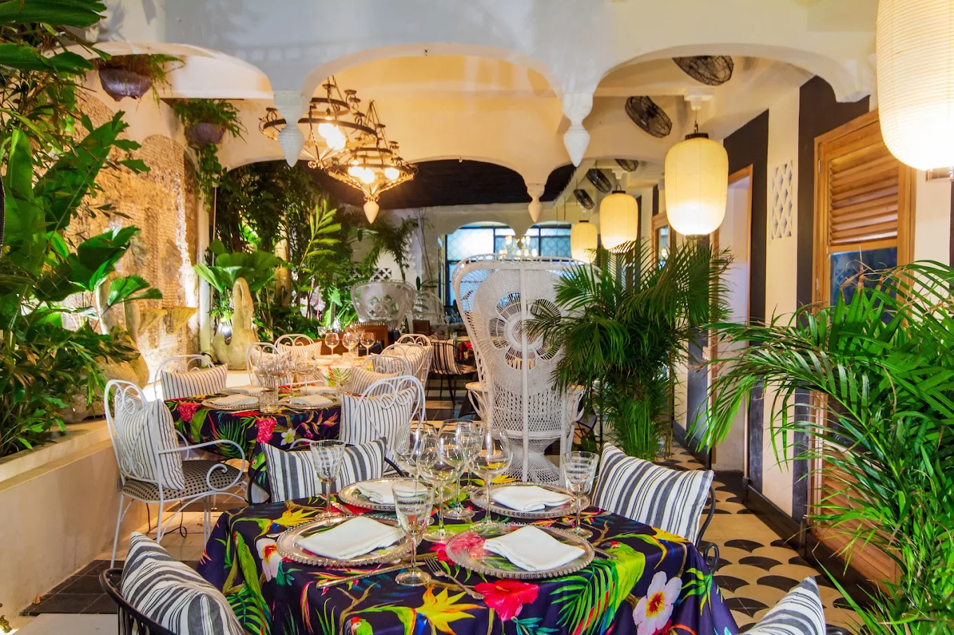 Doña Lola — Hotel Casa Lola