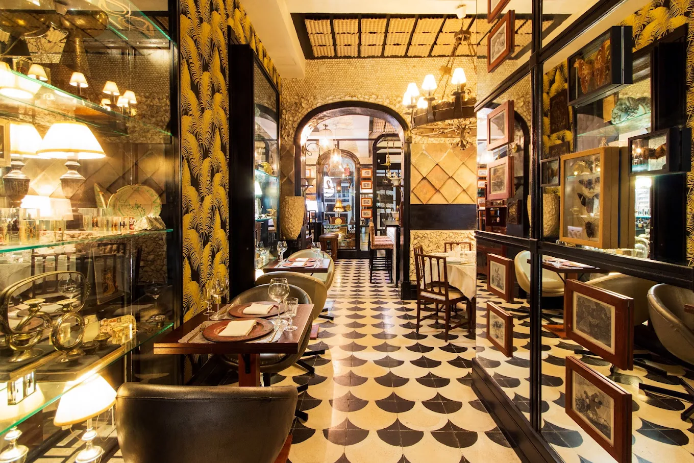 Doña Lola — Hotel Casa Lola