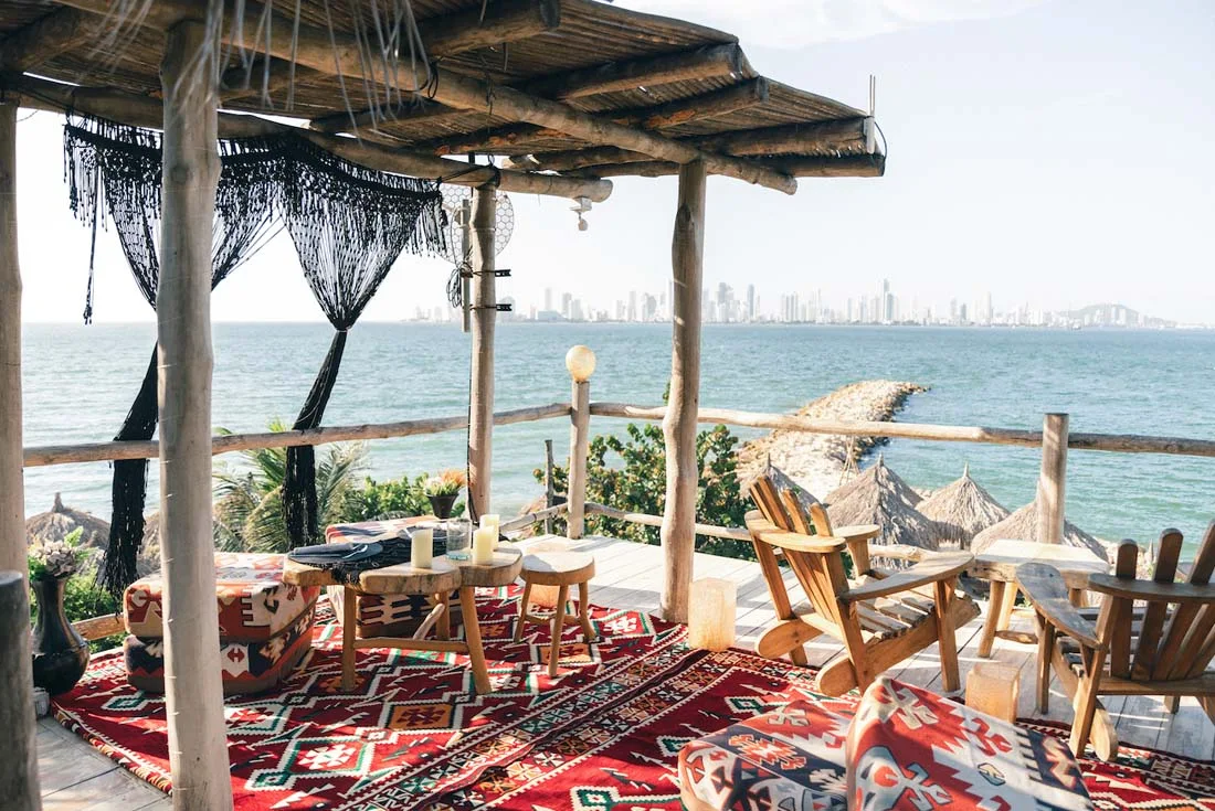 Éteka Beach — Day Pass