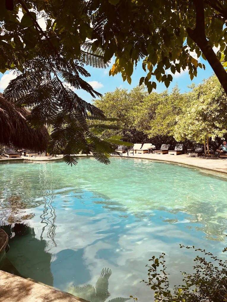Éteka Beach — Day Pass