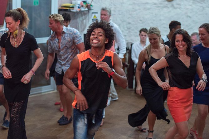 Salsa & Champeta Dance Experience – Feel the Rhythm of the Caribbean!