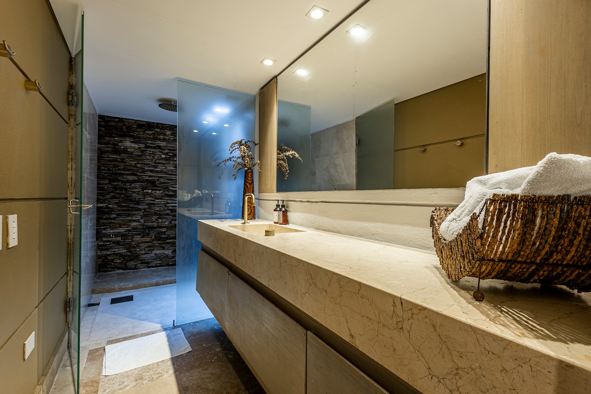 Master Suite