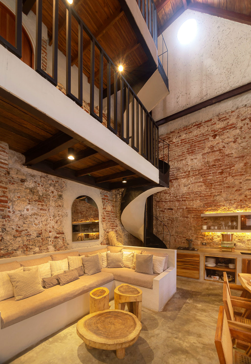 Casa Del Padre