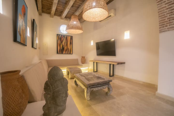 Casa Escallon