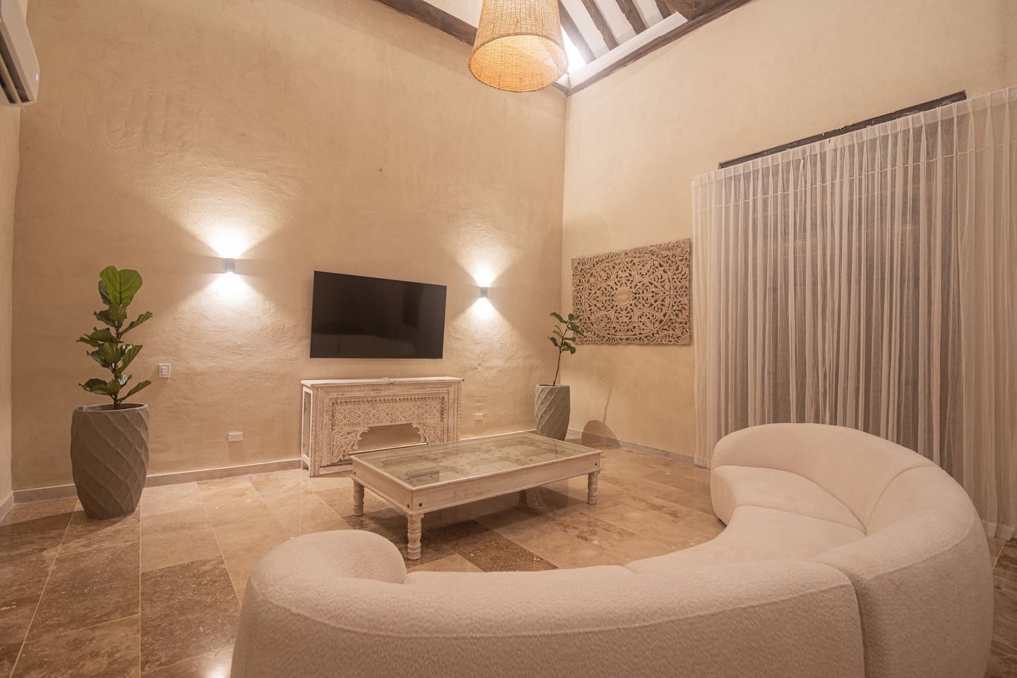 Casa Mantilla