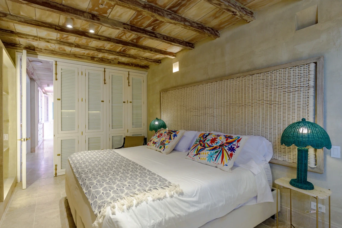 Casa Mis Amores 13 Bedroom Villa — photo 49