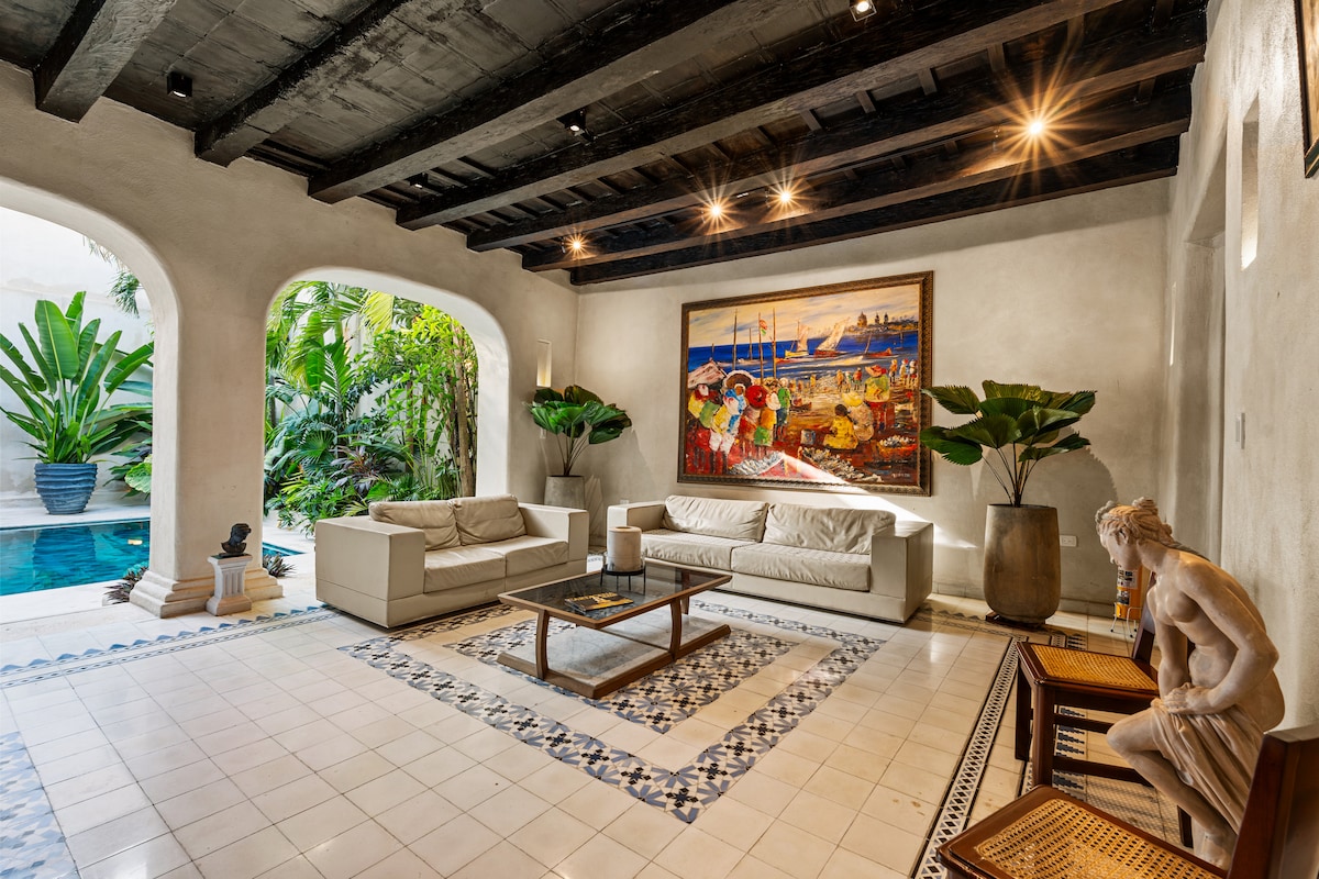 Casa Ritzy