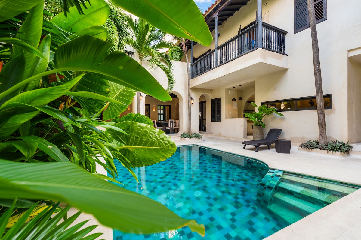 Casa Ritzy