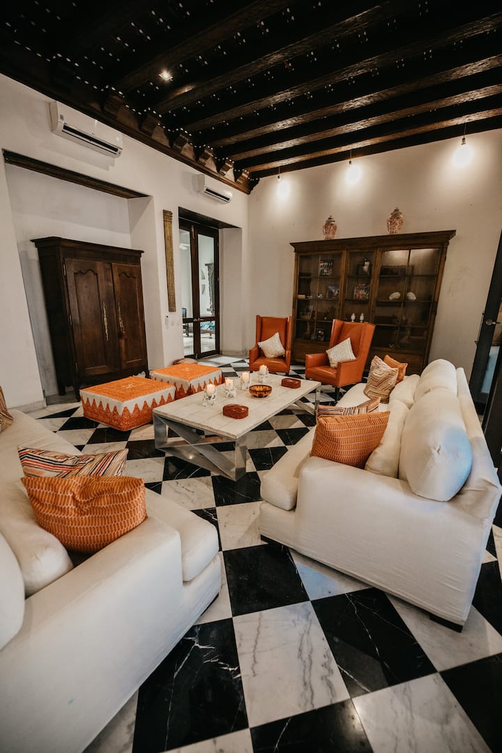Cattleya Luxury House